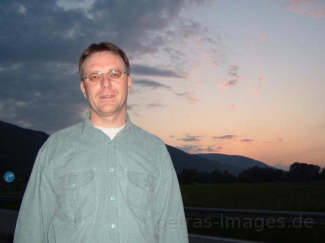 225 Bernhard in Autoraststaette am 06062006 um 21Uhr.JPG